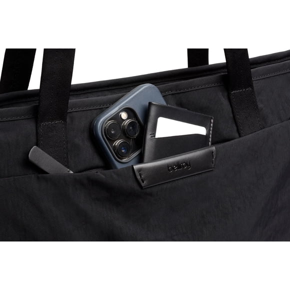 Bellroy Tokyo Tote - Second Edition (Laptop Tote Bag Casual Shoulder Bag 15L) - Raven