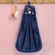 thumbnail image 1 of Toallas de mano colgantes para niños, forro polar suave con un diseño mono de cerdito, tela absorbente para cocina y baño, disponible en rosa, azul, gris y beige, 38x28cm, 1 of 6