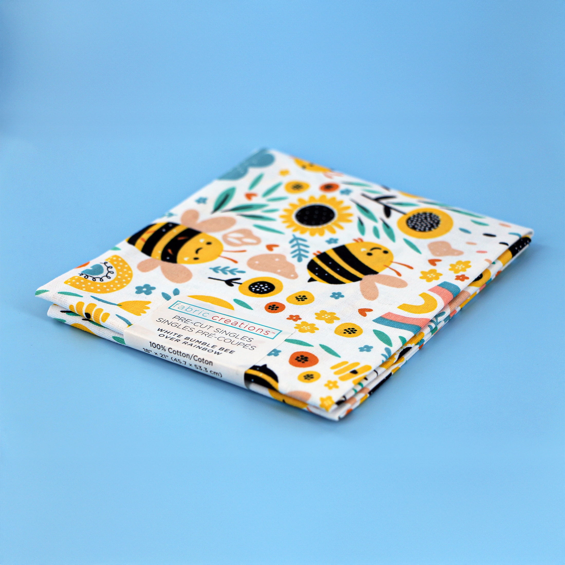 FABRIC CRÉATIONS Fat Quarter, petite abeille blanche, 45 cm × 53 cm (18 po × 21 po)