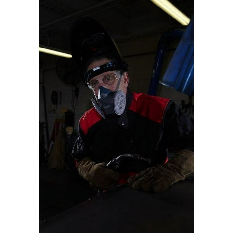 3M Rugged Comfort Half Facepiece Reusable Respirator 6503/49491  
