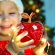thumbnail image 5 of Adorno De Manzana De Cristal 1 pieza de adorno de manzana de cristal rojo personalizado,regalo de Nochebuena para amigos y familiares,decoración navideña para el hogar. Rkxzt, 5 of 9