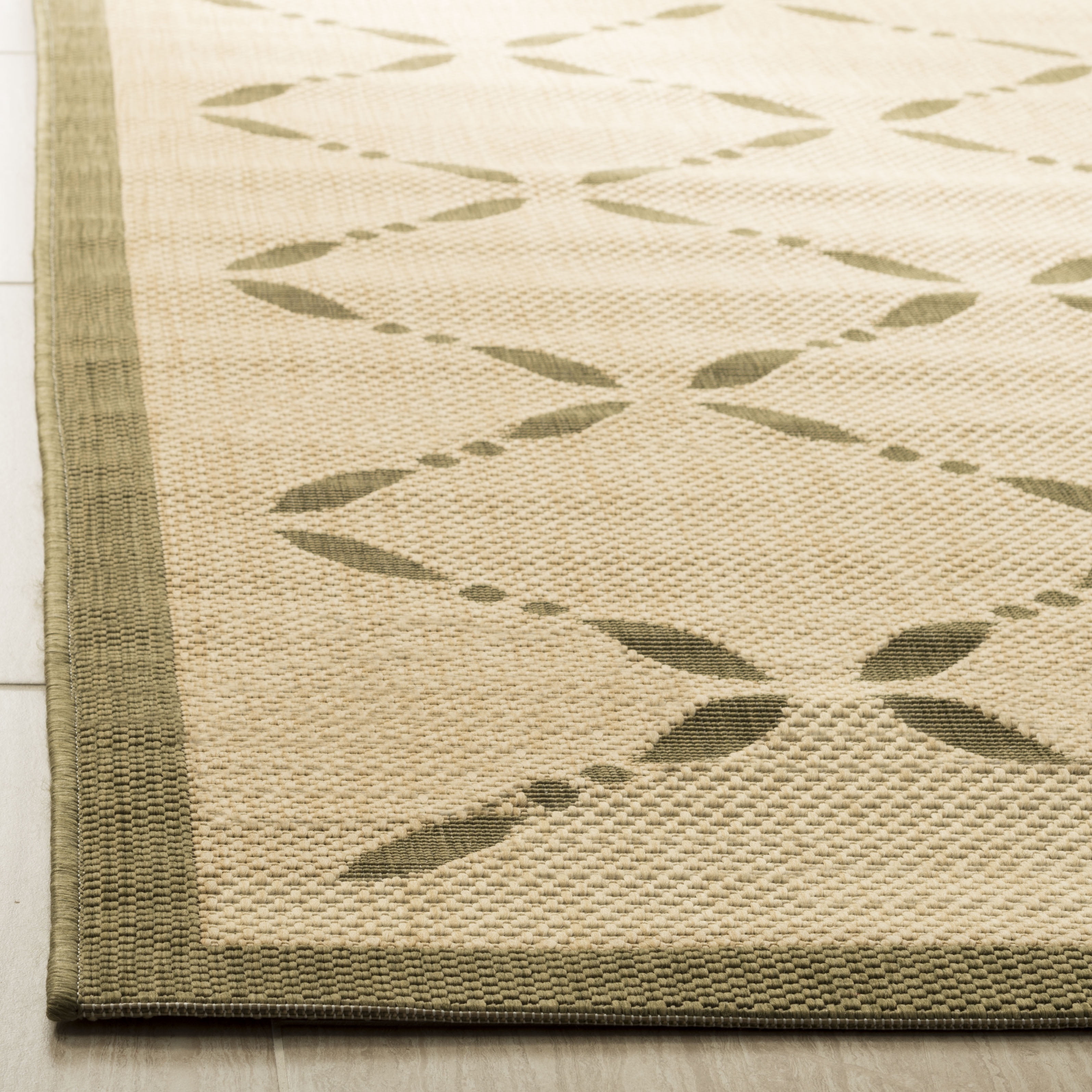 Safavieh Martha Stewart Geometric Diamonds Outdoor Area Rug
