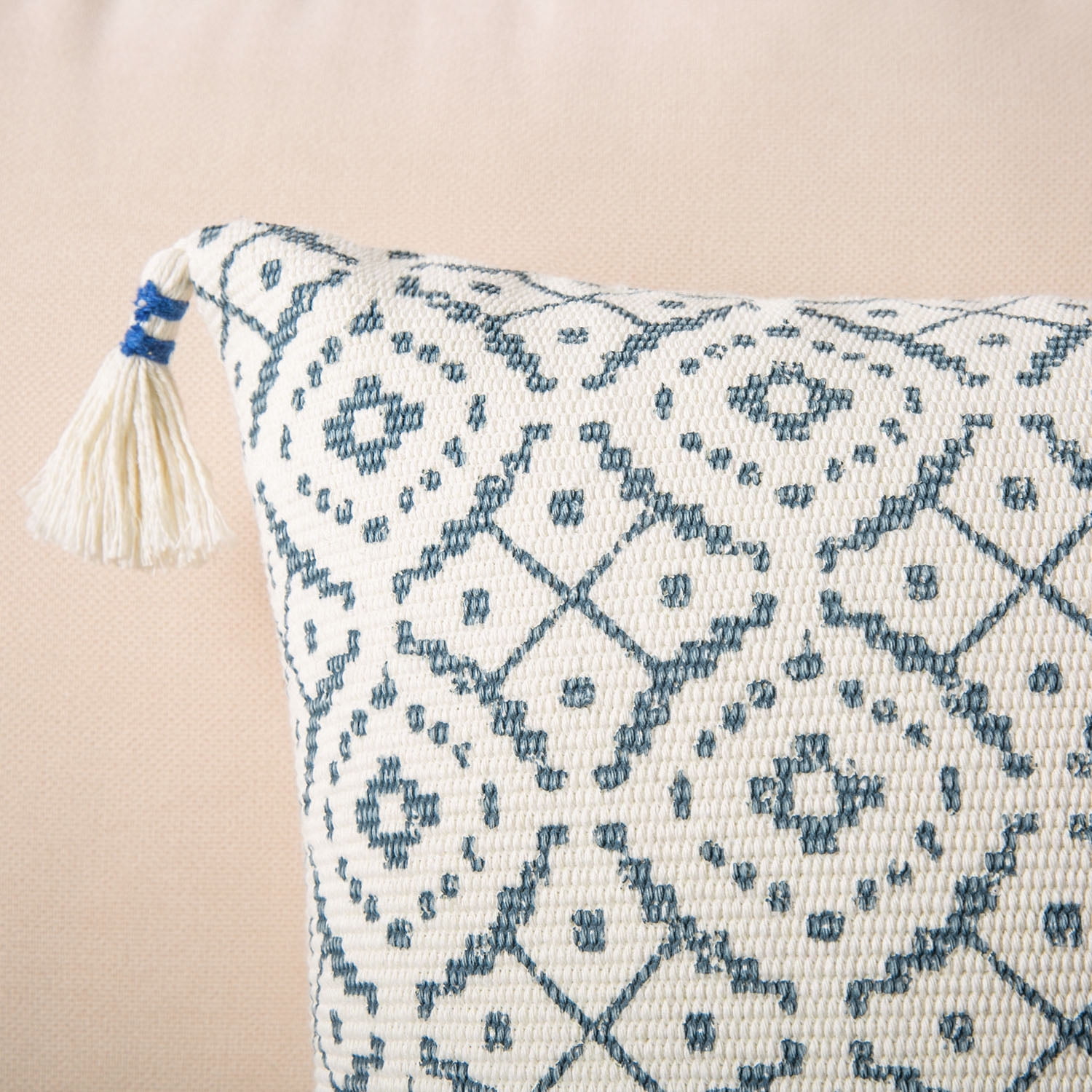 Phantoscope Printed Boho Woven Tufted with Tassel Series Decorative Throw Pillow, 18" x 18", Blue, 1 Pack