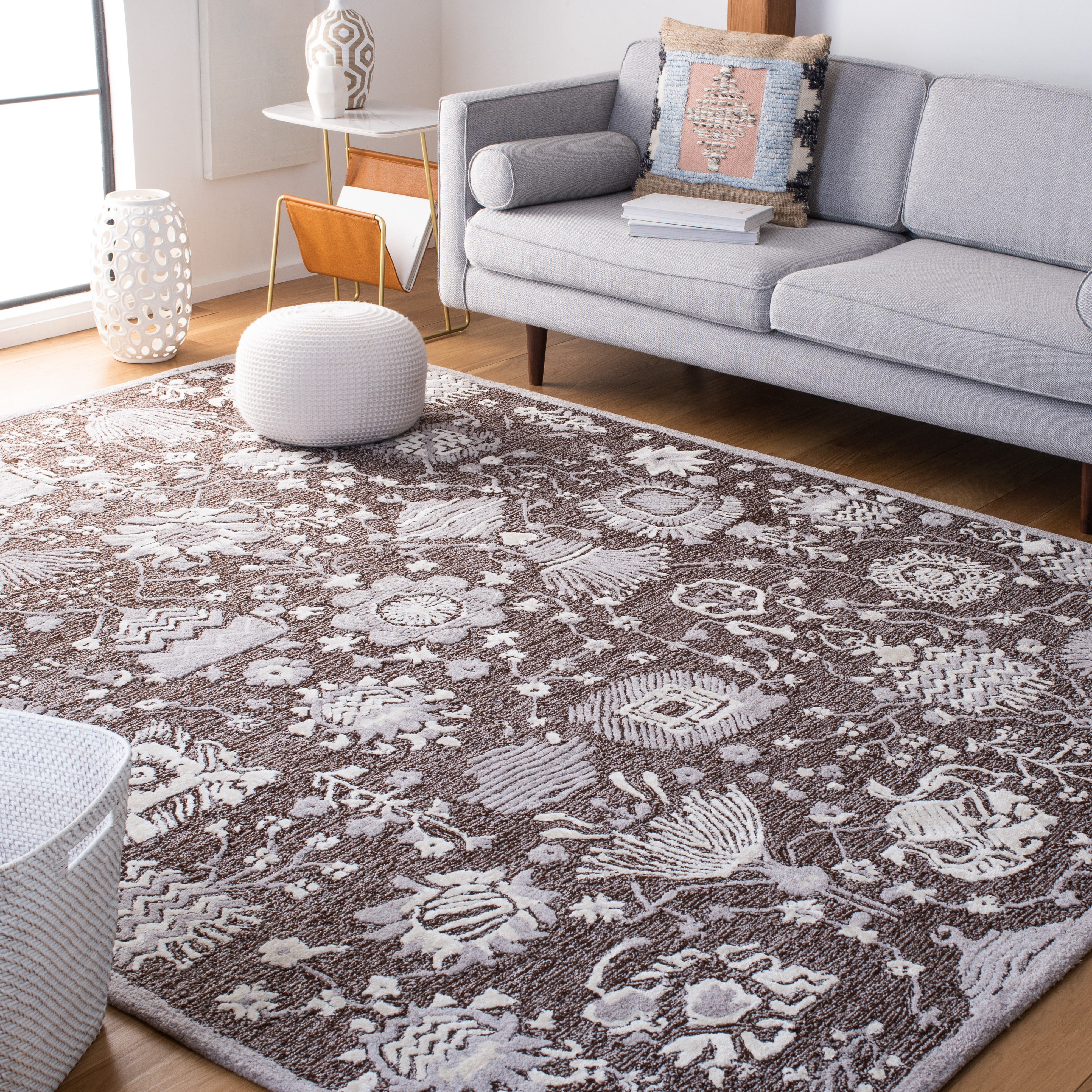 SAFAVIEH Glamour Quinten Floral Area Rug, Dark Brown/Ivory, 8' x 10'