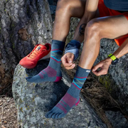 Injinji Unisex Coolmax Trail Midweight Crew Toe Socks, Peak, Size Medium