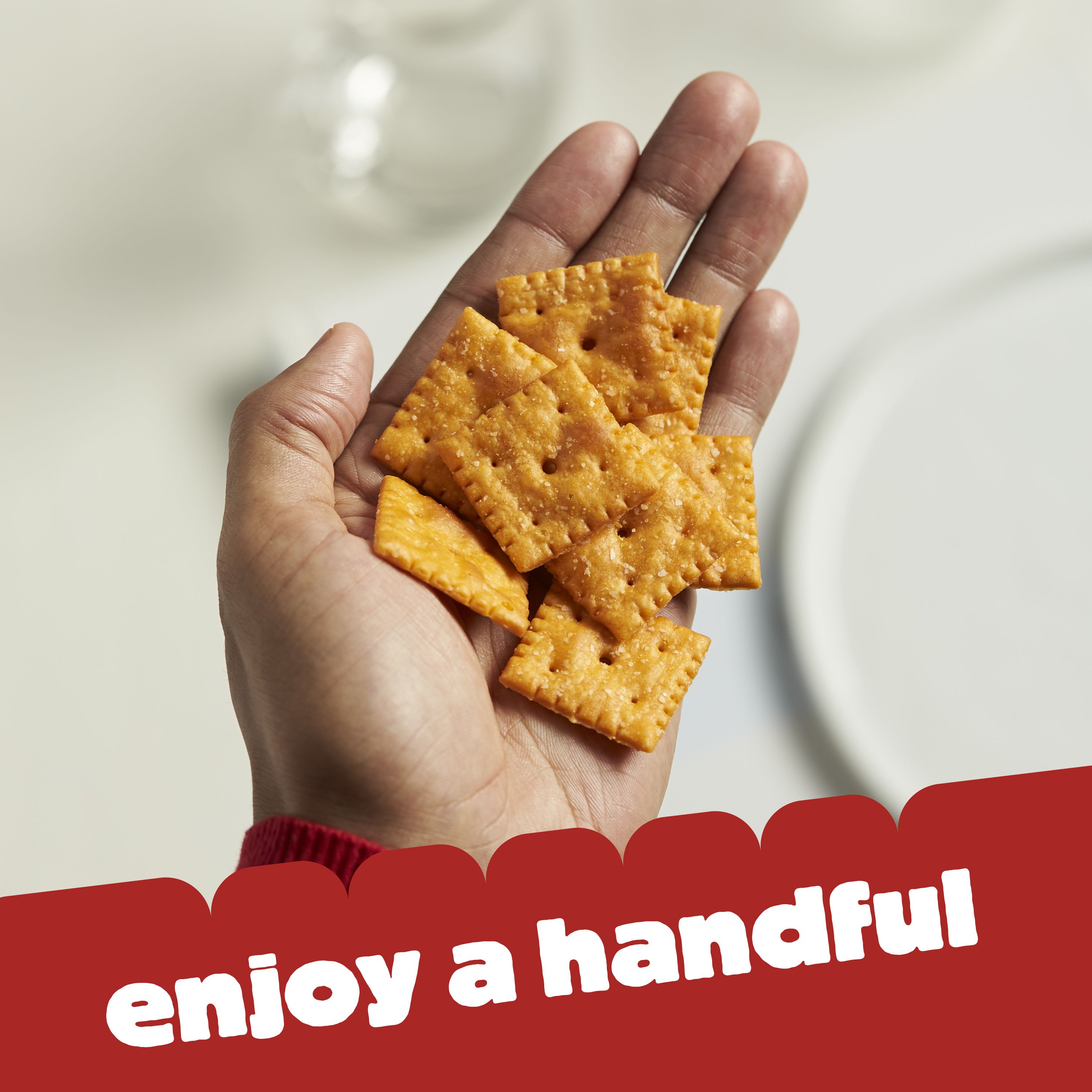 Buy CheezIt Extra Big Cheese Crackers, Original, 11.7 Oz, Box Online