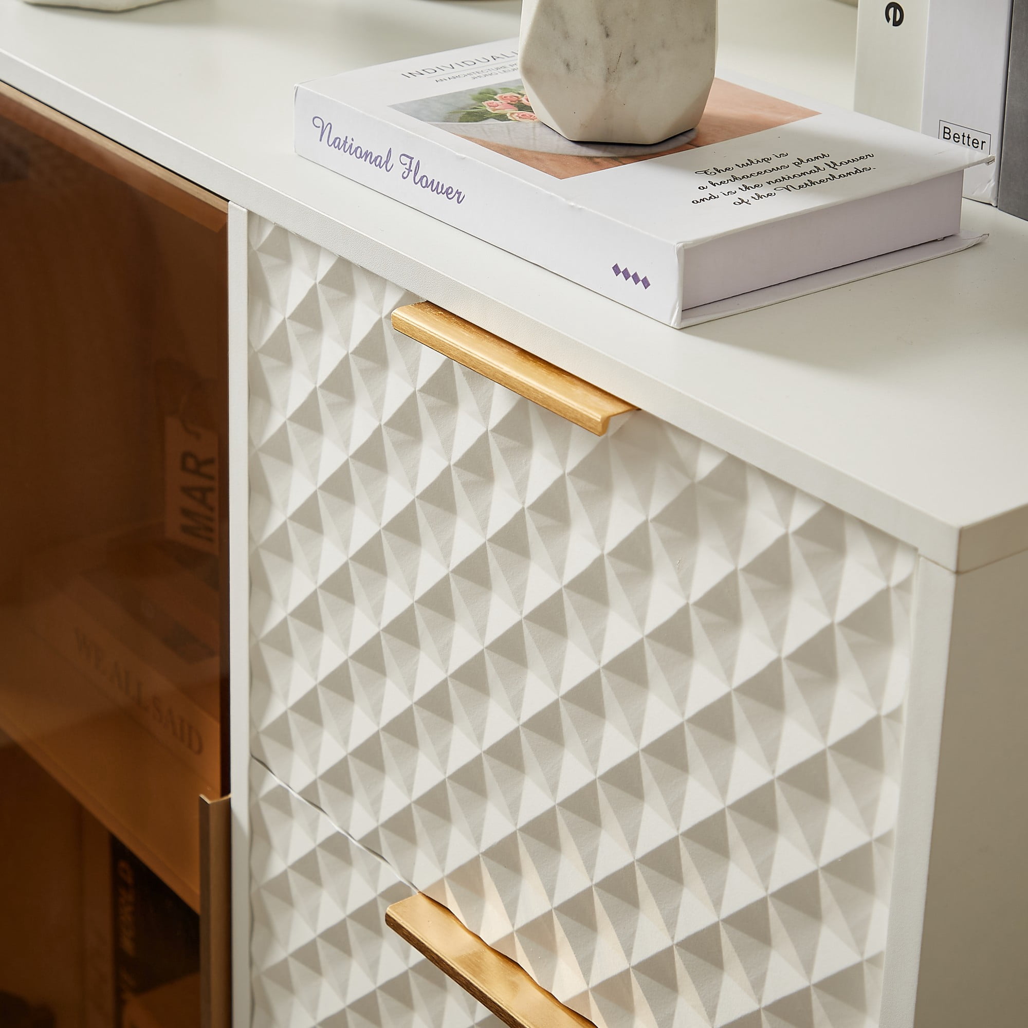 White Dresser for Bedroom with 3 Drawers,Modern Chest of Drawers Wooden Dressers with Metal Legs Adjustable Feet for Living Room