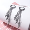 thumbnail image 4 of Pendientes de cadena de plumas de acero inoxidable para hombres y mujeres, conjunto de pendientes largos Punk dorados y plateados, moda ligera, 4 of 5