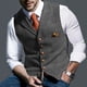 thumbnail image 2 of Chaleco de cuadros gris claro para hombre, elegante, ajustado, con escote en V y botonadura sencilla, 2 of 6