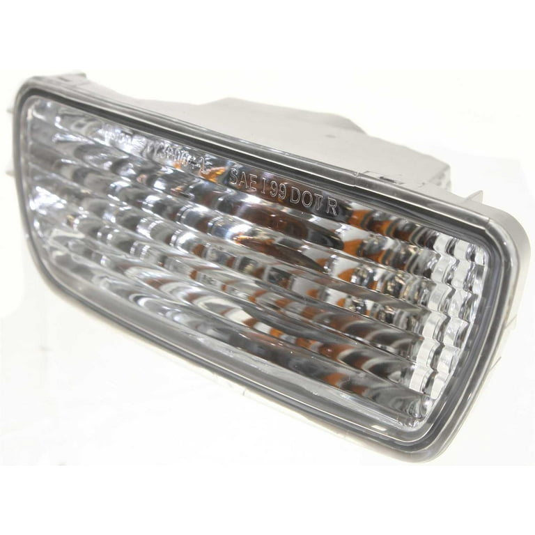 Right Side Headlight For Toyota Tacoma (2001-2004) S-Runner & Pre Runner - Includes Bulb, DOT/SAE Certified