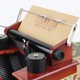 thumbnail image 5 of Caja de música para máquina de escribir, modelo de máquina de escribir, adorno de escritorio, decoración de instrumentos musicales para el hogar (1 unidad, marrón), 5 of 5