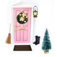 thumbnail image 4 of Adorno Navideño Para Casa De Muñecas 1/12, Juego De Gnomos En Miniatura Con Accesorios, Botas, Linterna, Corona De Árbol De Navidad, Decoración De Escoba Methold HA038621-00, 4 of 6