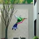 thumbnail image 5 of Decoración de pared de colibrí de hierro, escultura de pared de pájaro, adorno colgante, estatua de colibrí de Metal para patio exterior, Verde, 5 of 8