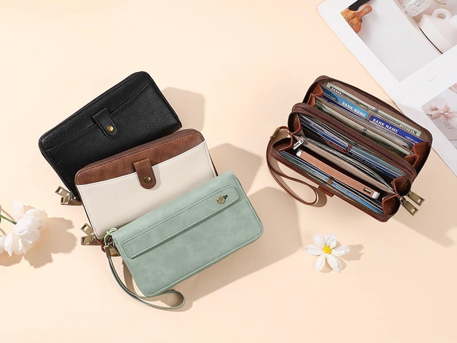GAEKEAO Large Capacity Wallet with RFID Blocking photo 8