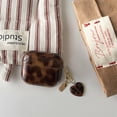 thumbnail image 2 of Funda para AirPods 4, compatible con Cleaner Kit Leopard, compatible con Cleaner Kit, 2 of 7