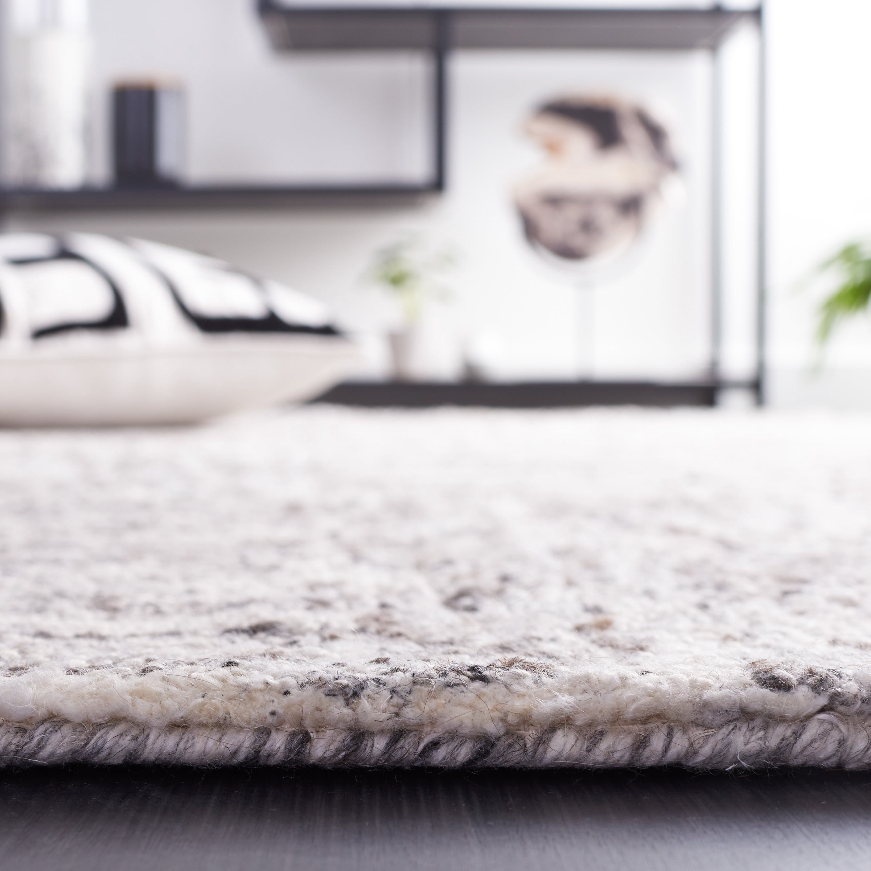 SAFAVIEH Abstract Sharlene Abstract Area Rug, Ivory/Charcoal, 6' x 6' Square