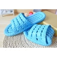 thumbnail image 1 of Zapatillas de baño familiares para el hogar, sandalias antideslizantes Unisex de fondo suave y sólido, zapatos planos para mujeres y hombres, 1 of 7