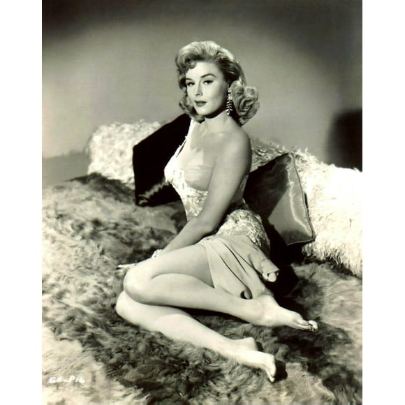 Elaine Stewart - Posed on Fur Bed Photo Print (8 x 10)