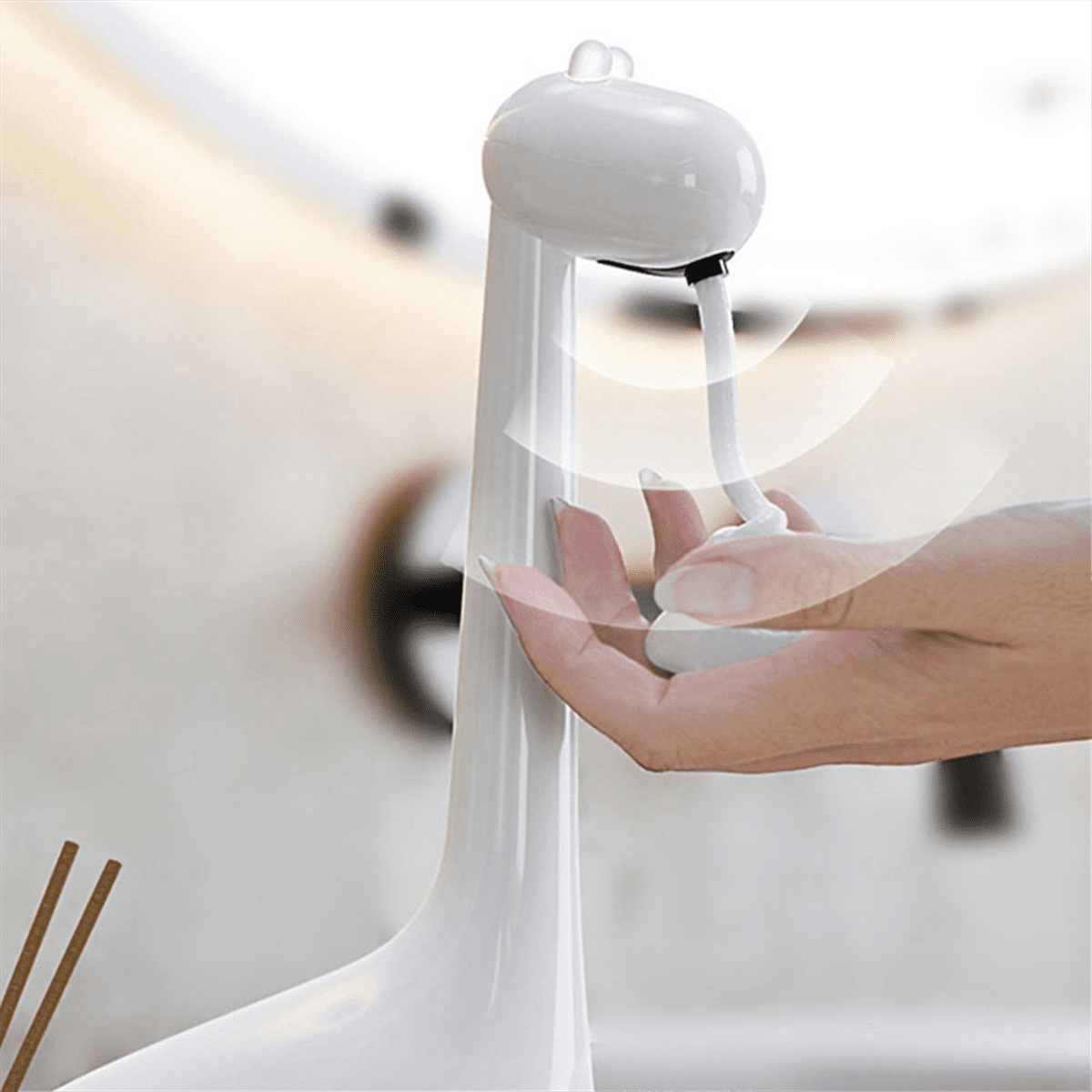 Smart Sensing Soaps Dispenser Giraffes Liquid Soaps Container Large Capacity Intelligent Induction Foam Soaper 300ml