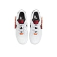 thumbnail image 4 of Zapatillas deportivas retro informales Air Force 1 Low "Carabiner Swoosh" blancas y rojas para hombre y mujer DH7579-100, 4 of 4