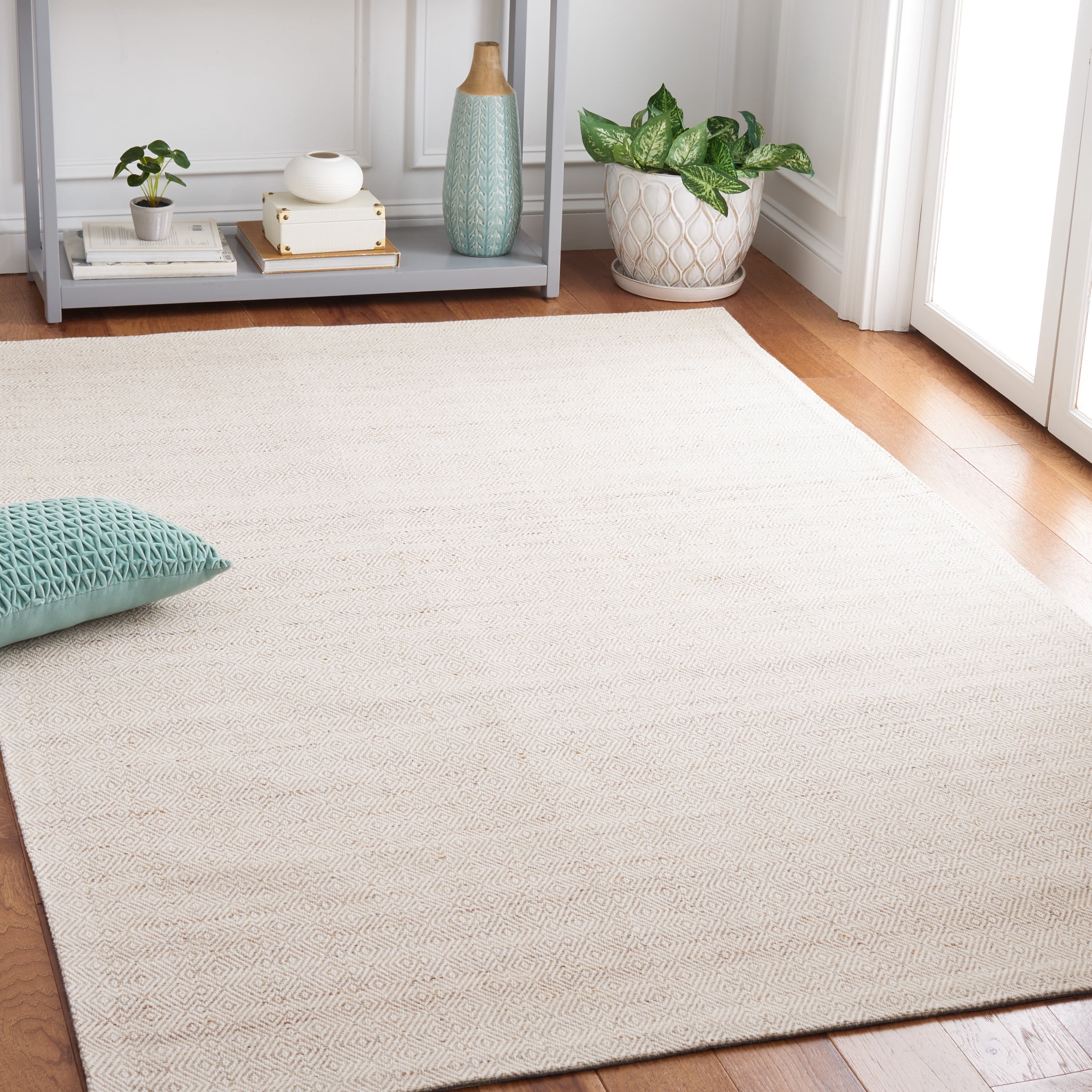 SAFAVIEH Martha Stewart Wilton Geometric Area Rug, Beige/Ivory, 4' x 6'