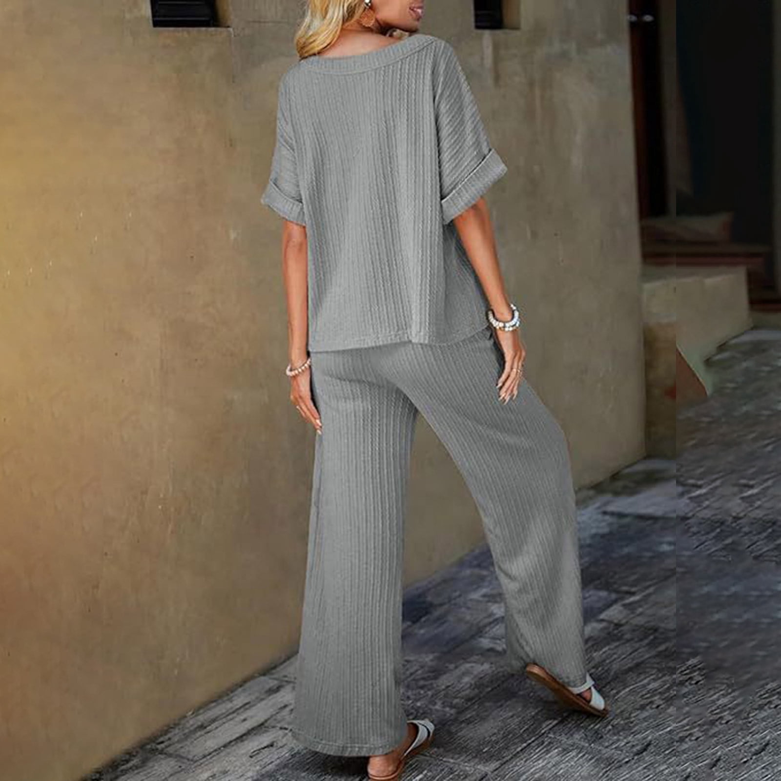 Pj Sets for Woman Beach Outfits for Women Women's Solid Color Round Neck Short Sleeve Tops And Pants Sets With Pockets