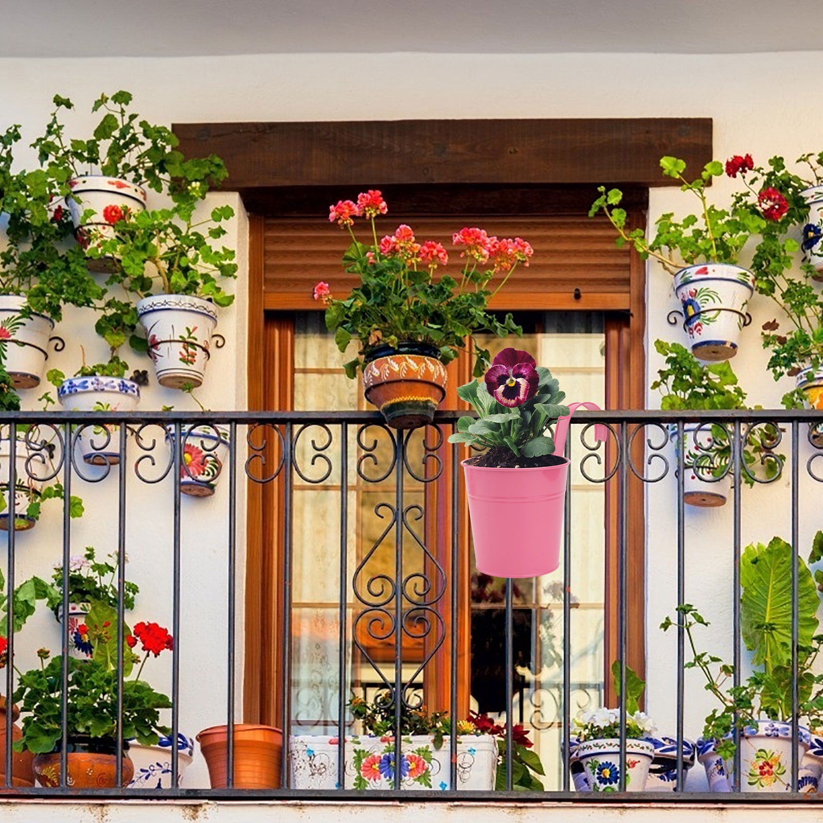 Metal Hanging Flower Pot with Hook - Balcony Garden Planter, Plant Holder for Outdoor and Indoor Use, Random Color