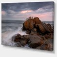 thumbnail image 2 of l'Le Fantastique avec de Grands Rochers, 2 of 3