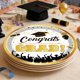 thumbnail image 4 of Juego de materiales para fiestas de graduación 2026 - Platos de vajilla desechables, vasos y servilletas - Clase de felicitaciones Diseño de Graduación Oro para Adultos, 4 of 6