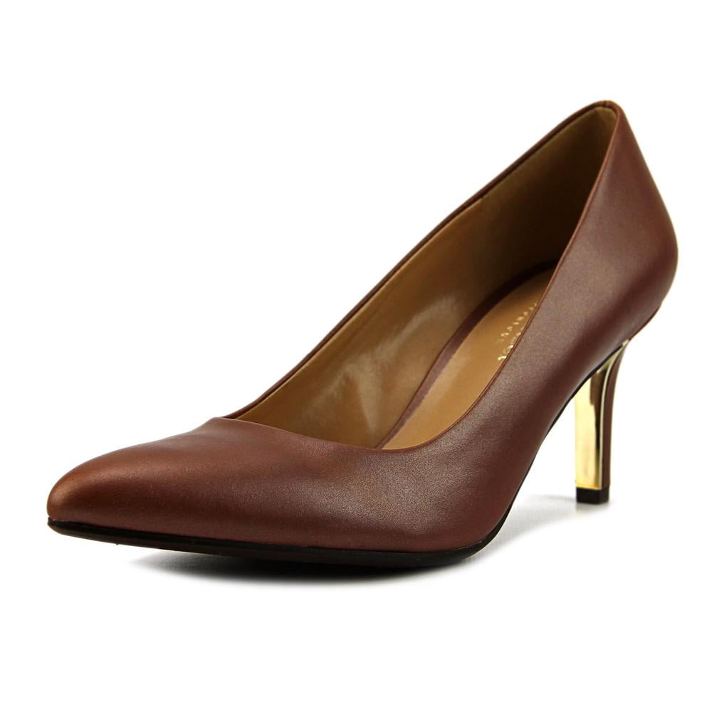 naturalizer pointed toe pump