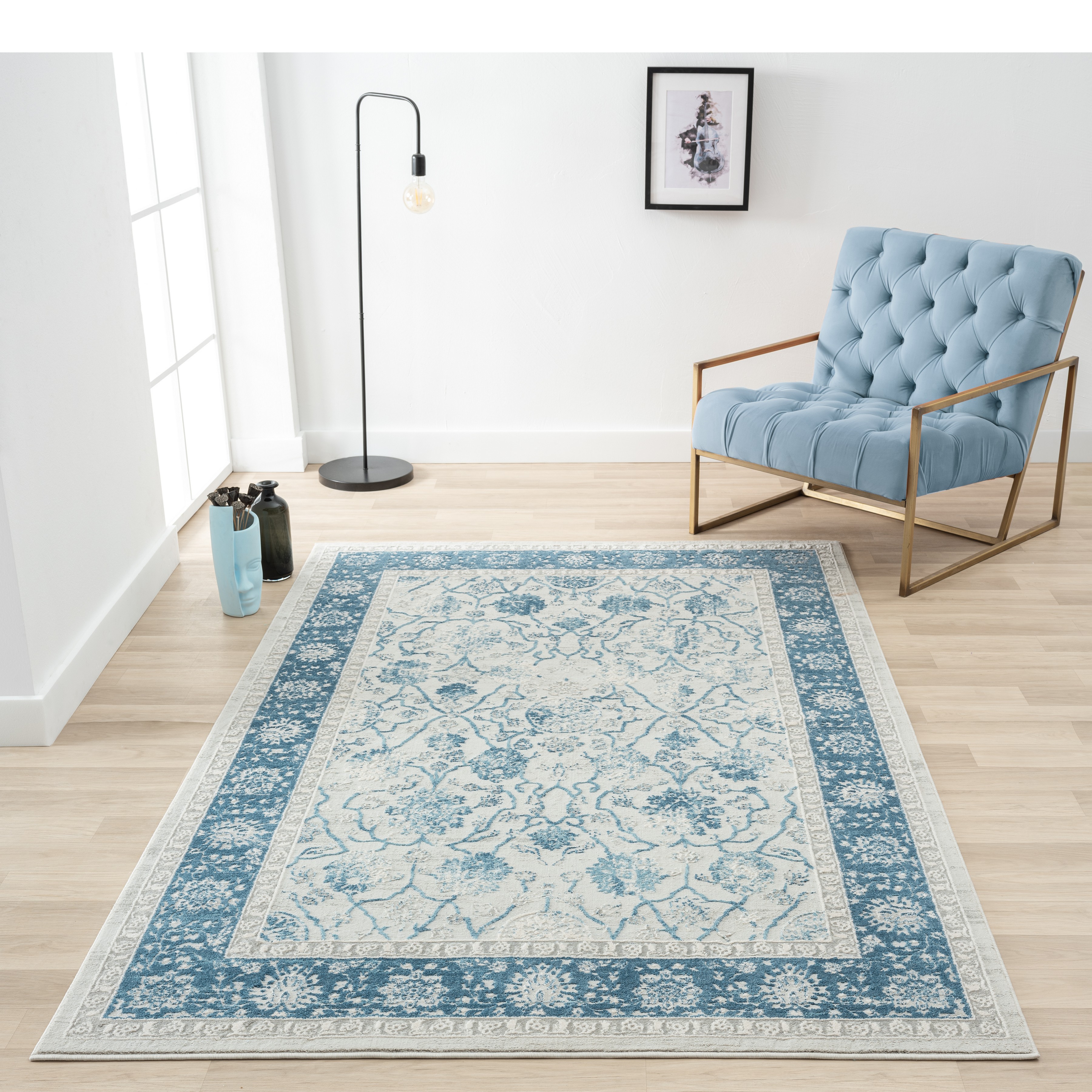 LR Home Isone Kate Blue/Ivory Transitional Floral Polyester Blend Area Rug, 4' x 6'