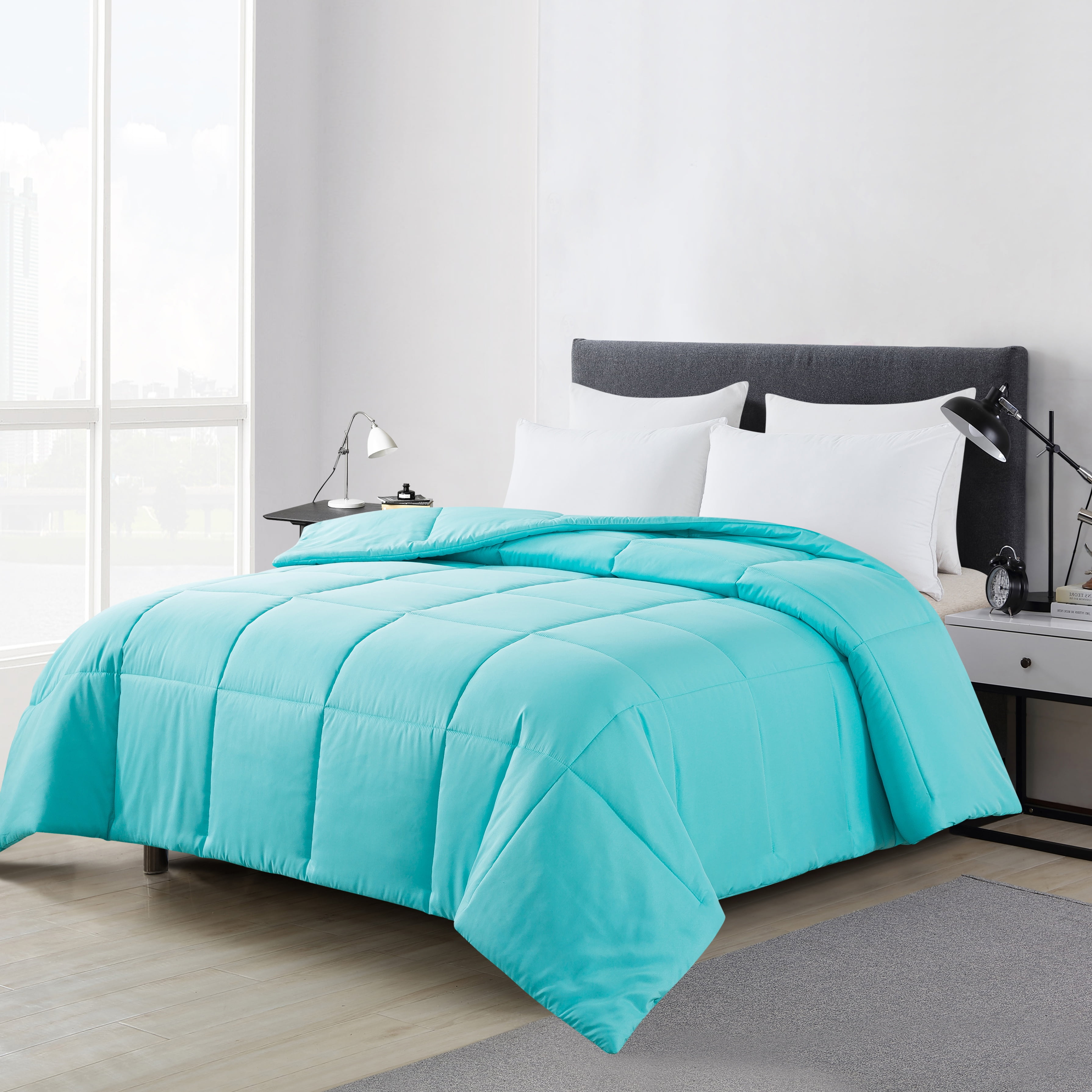 Mainstays Solid Teal Hypoallergenic Down Alternative Comforter, King