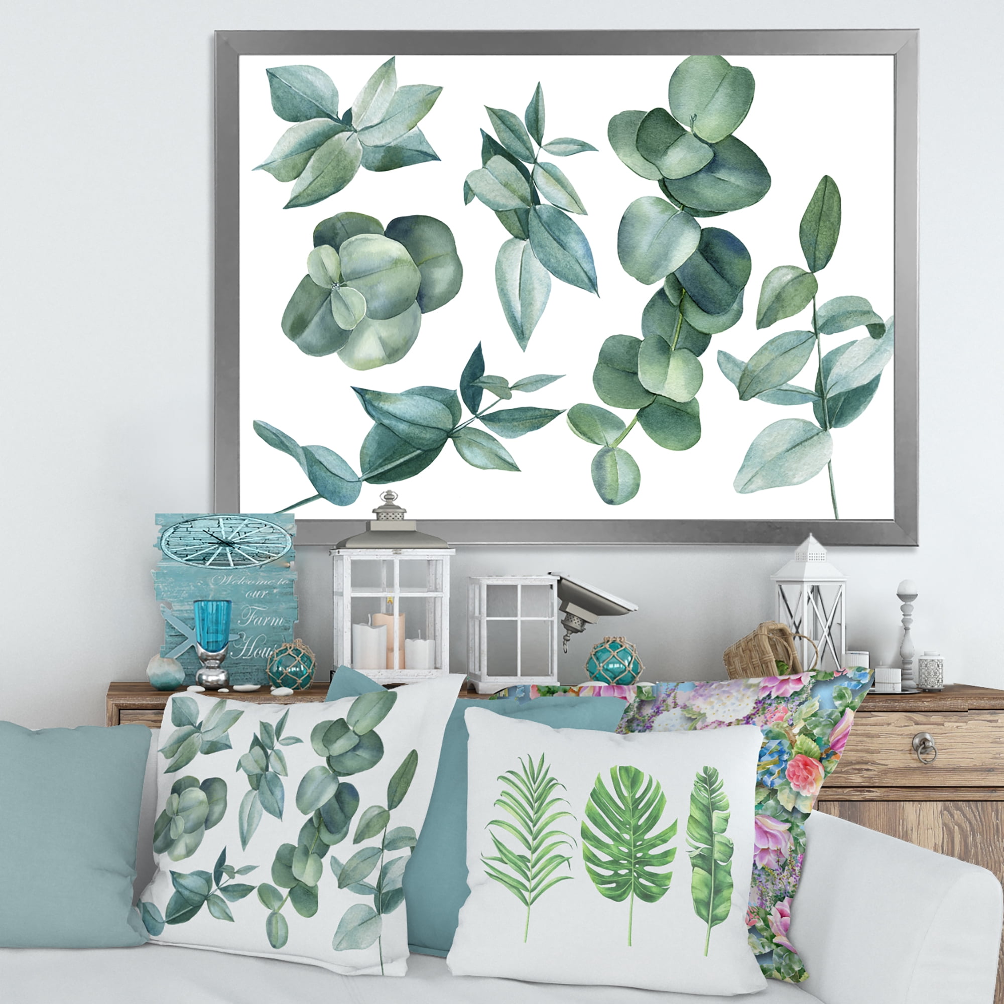 Designart 'Eucalyptus Leaves In Dark Green ' Traditional Framed Art Print