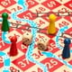 thumbnail image 5 of Set de juego Yellow Mountain Imports Snakes and Ladders, Ludo, 5 of 9