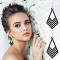 thumbnail image 1 of Xihbxyly Pendientes de Madera, Elegante Diseño Geométrico Hueco, Accesorio Ligero y Versátil, Forma Cuadrada Única, Prenda de Moda, para Uso Diario Informal, Disponible En 8 Colores., 1 of 6