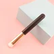 thumbnail image 1 of Pincel de silicona para labios, herramienta de maquillaje en ángulo, con punta redonda, portátil, con forma de punta de dedo, pinceles suaves para corrector de lápiz labial Q, 1 of 5