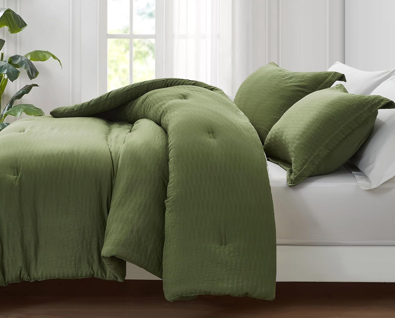 Chezmoi Collection Calvin 3-Piece Jacquard Comforter Set King Size, Olive Green Textured Woven Lightweight Comforter Bedding for All Season