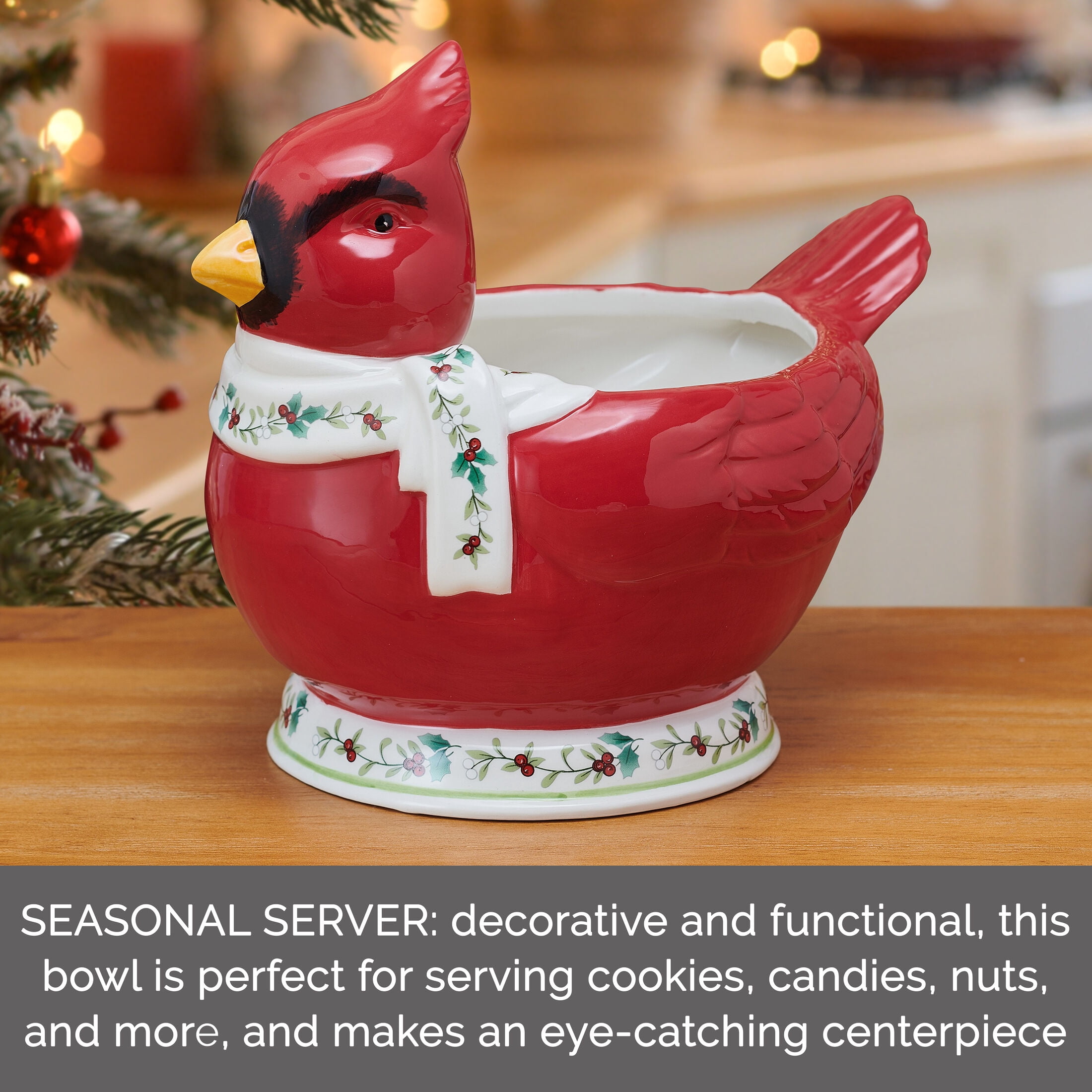 Pfaltzgraff Winterberry Dolomite 45 oz Cardinal Treat Bowl