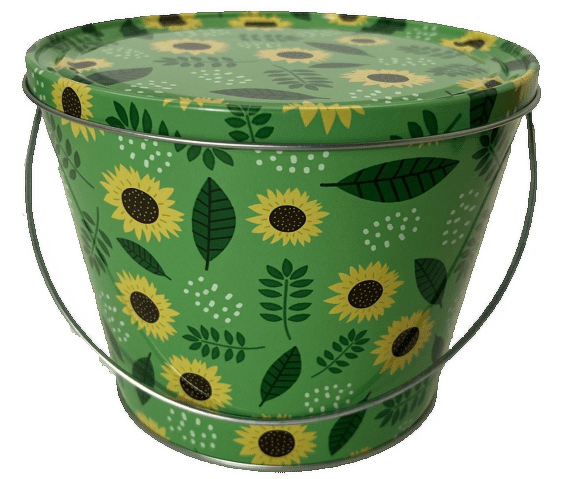 Mainstays 24oz Outdoor Citronella Candle Metal Bucket, Sunflower Green