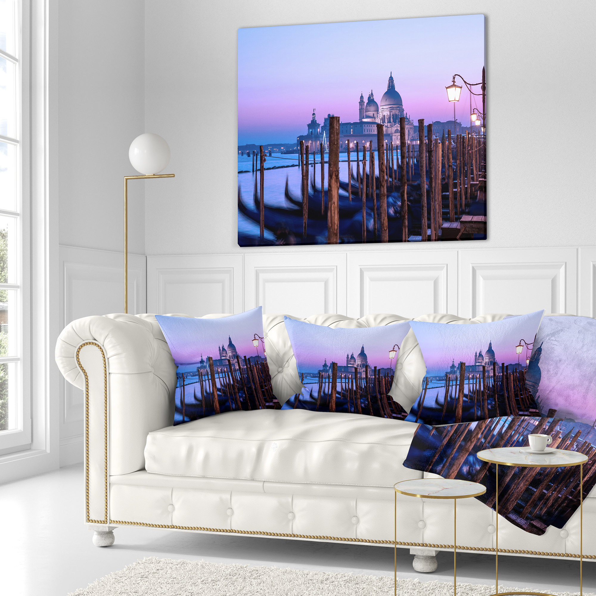 Designart Venice Sunset Panorama at Twilight - Seascape Throw Pillow - 18x18