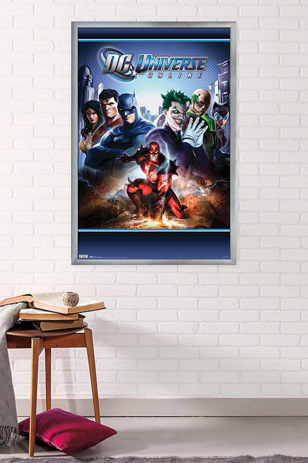 DC Comics Video Game - DC Universe Online - Key Art Wall Poster, 22.375" x 34", Framed
