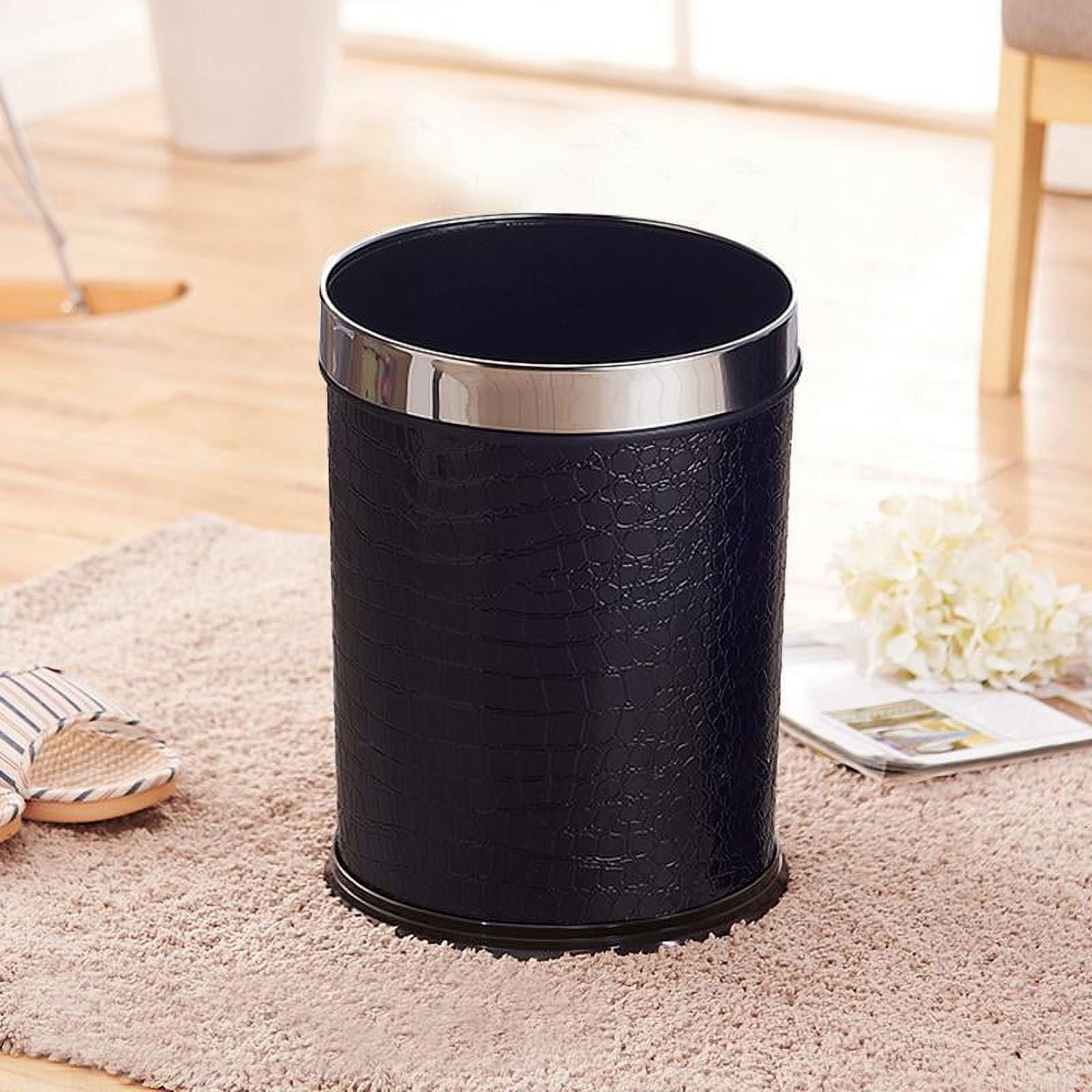 Desktop Trash Can Small Kitchen Metal Bucket Cover Bedroom Black Metal  Waste Trash Can with Pedal Cubo Basura Cleaning Closet - AliExpress