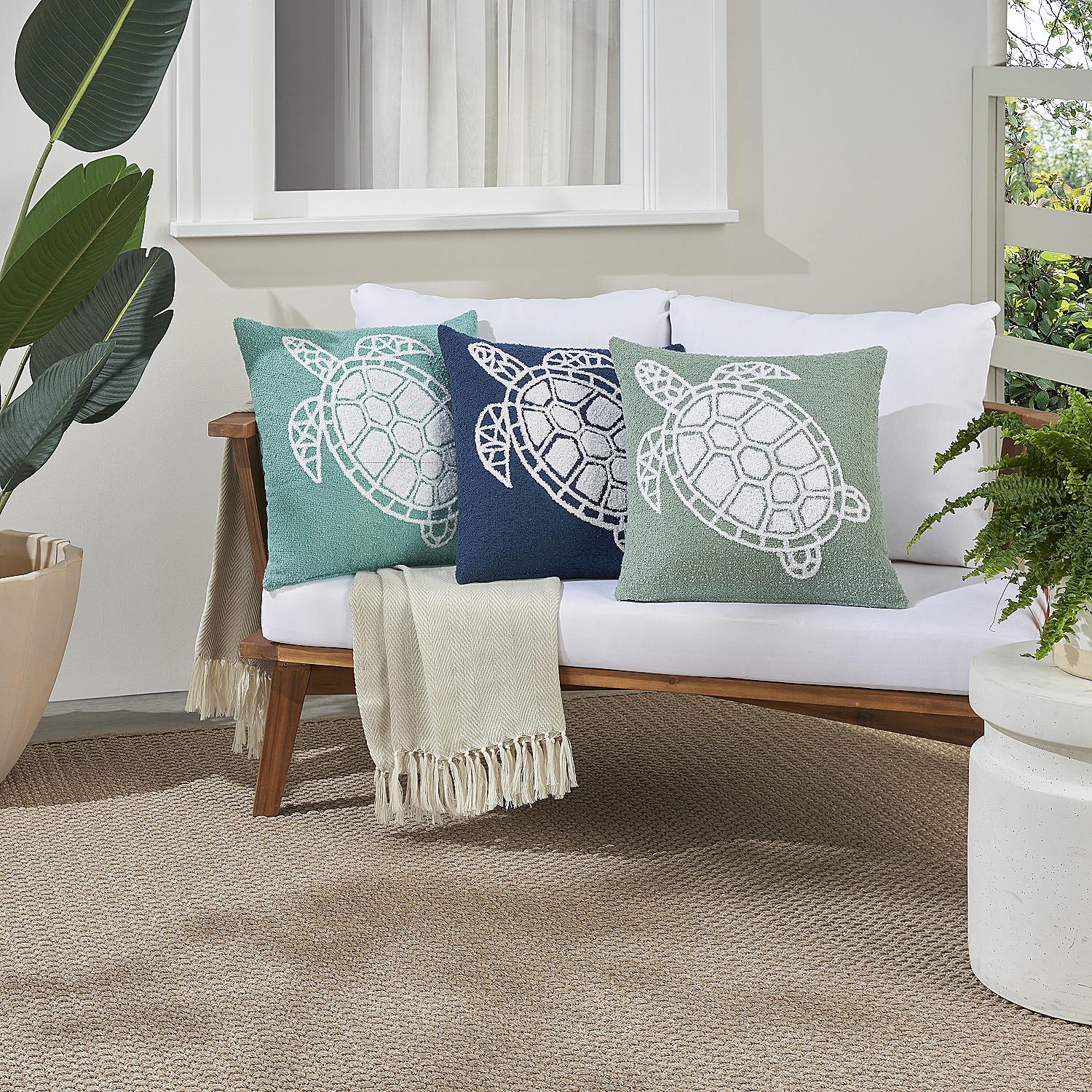 Mina Victory Towel Embroidered Sea Turtle 18" x 18" Indoor Outdoor Throw Pillow Aqua