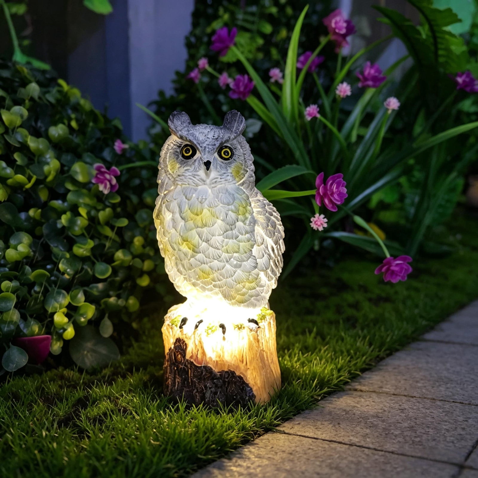 Solar Powered Garden Owl Decor, Waterproof Cute Animal Outdoor Figurine Lights Ornament, Statue Decor, with LED Lights Resin Yard Ornament for Garden Terrace Landscaping