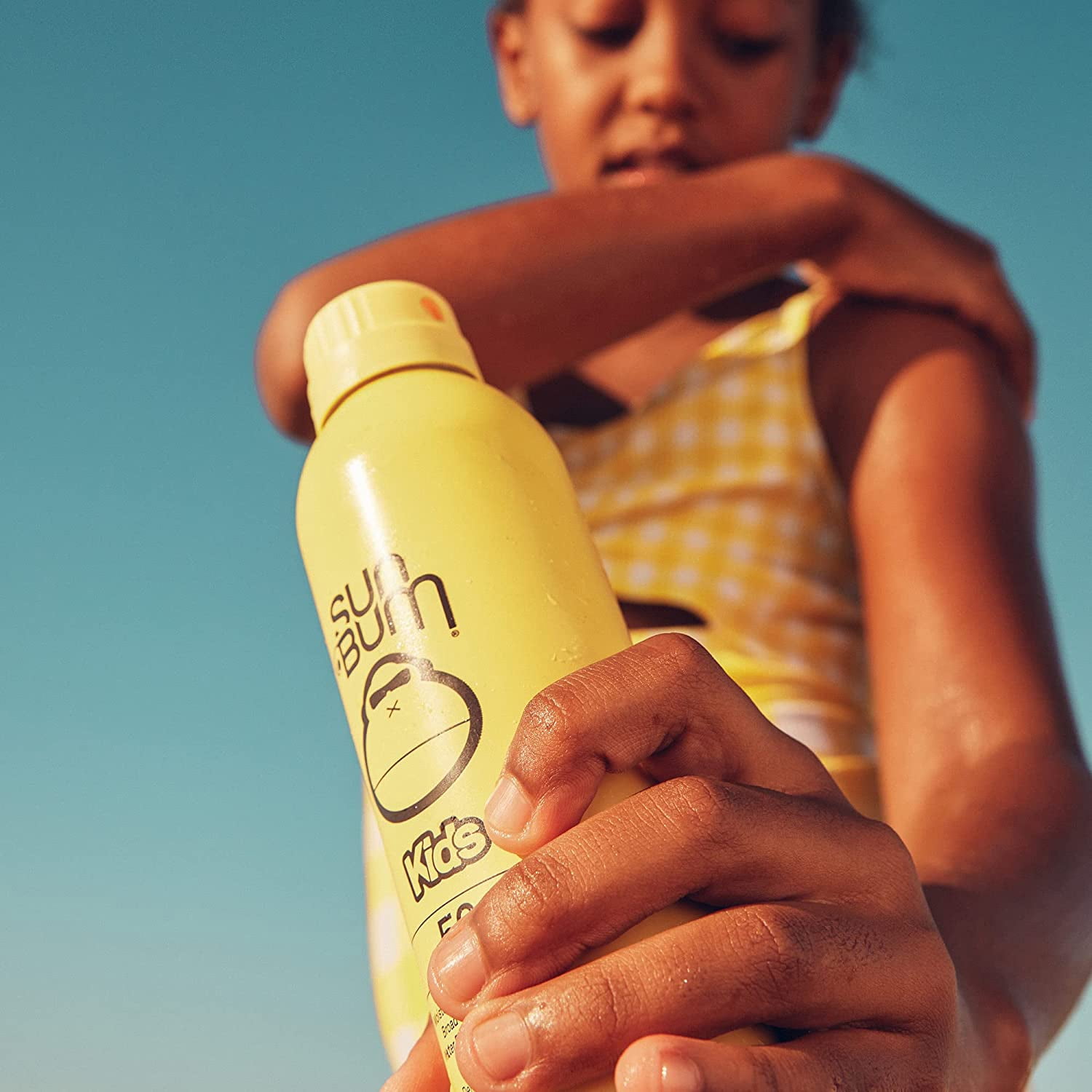 Sun Bum Kids SPF 50 Clear Sunscreen Spray | Wet or Dry Application | Hawaii 104 Reef Act Compliant (Octinoxate & Oxybenzone Free) Broad Spectrum UVA/UVB Sunscreen | 6 oz (Pack of 2)