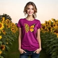 thumbnail image 3 of Blusa con Estampado de Mariposa y Girasoles – Diseño Único y Significativo Color Rosa Dorado Talla Mediana Marca Emil SaEs, 3 of 4