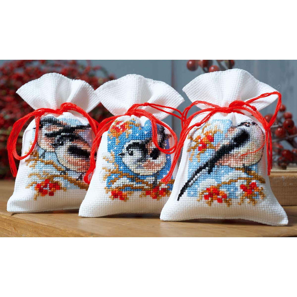 Vervaco Sachet Bags Counted Cross Stitch Kit 3.25"X4.75"Birds & Berries On Aida (18 Count) 3