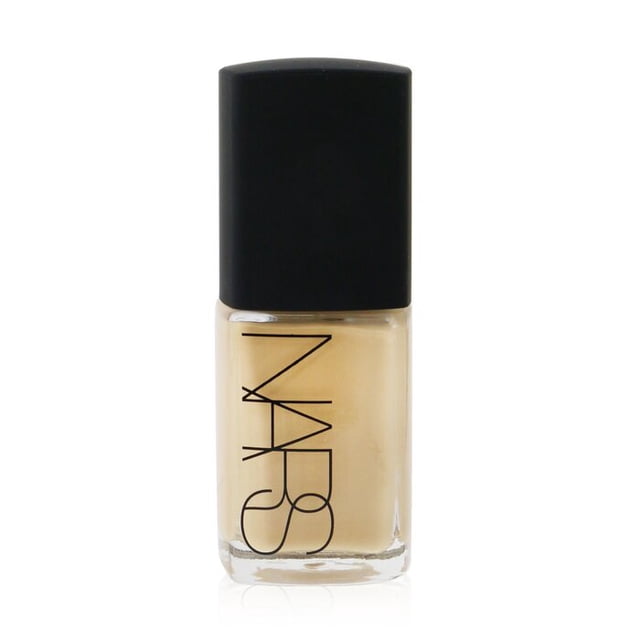 Base NARS Sheer Glow Sahel (Medium 2.5) para piel seca