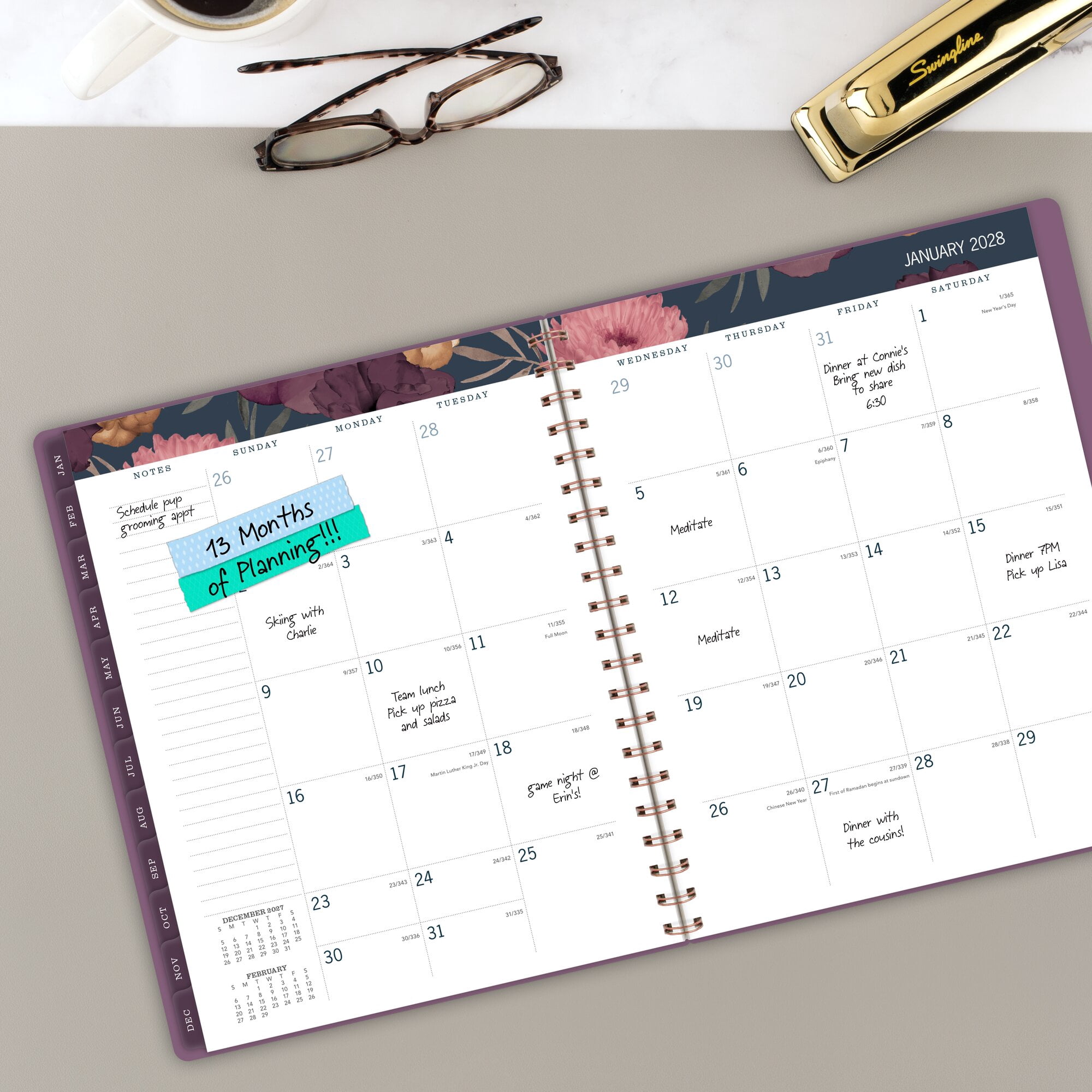 AT-A-GLANCE Dark Romance 2027 Weekly Monthly Planner Large 8 12 x 11 - Weekly