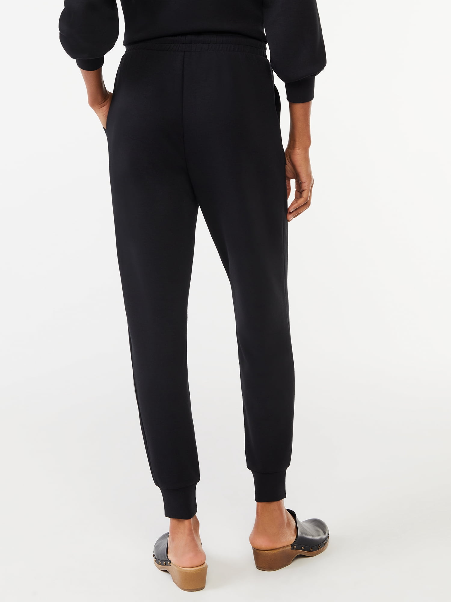 Scoop Women’s and Women’s Plus Ultimate  Scubaknit Joggers, Sizes XS-4X